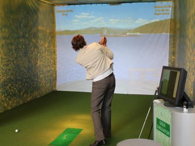 Golfen am Simulator