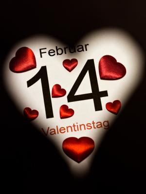 Valentinstag / Vorsicht! Nicht jede Liebesmail zum Valentinstag kommt von Herzen. Denn manche Gr&uuml;&szlig;e haben einen Virus. (Bild: dpa)
