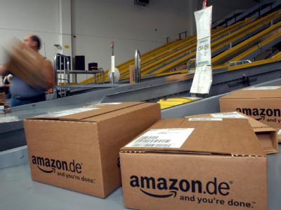 Amazon-Vertrieb / Essen per Mausklick: Beim Online-H&auml;ndler Amazon k&ouml;nnen jetzt auch Lebensmittel-Produkte geordert werden. (Bild: dpa)