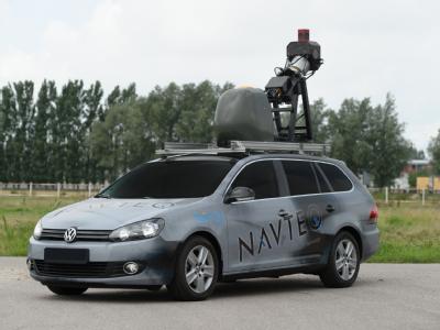 Streetside-Kameraauto / Solche Kamera-Autos fahren seit Montag (23. Mai) durch deutsche Städte. (Bild: Microsoft)