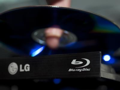 Ist die Zukunft blau? / Ist die Zukunft blau? Immer mehr Verbraucher kaufen sich HD-Filme auf Blu-ray. (Foto:&nbsp;Franziska Koark)